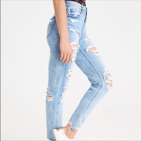 American Eagle Stretch Distressed Mom Jeans Size 12 - Picture 2 of 7
